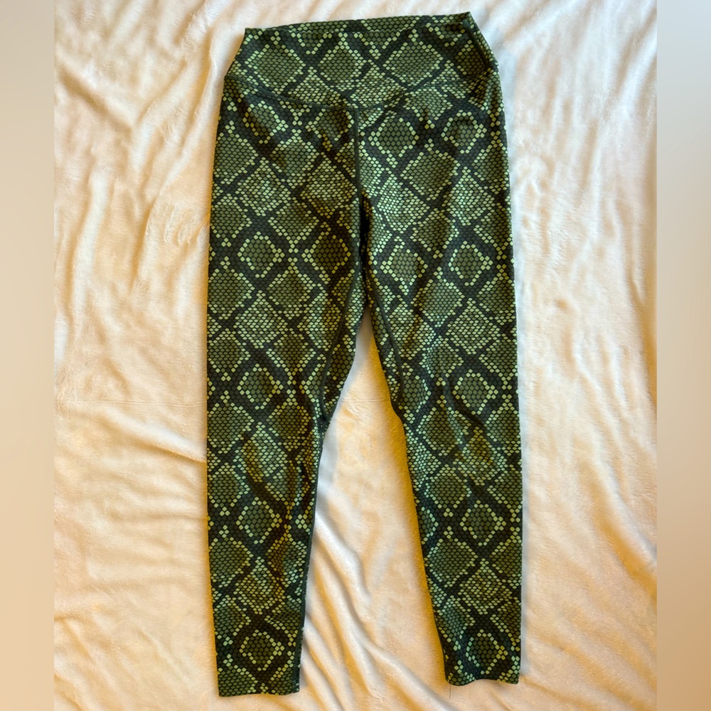 Balance Athletica Olive Diamond Leggings